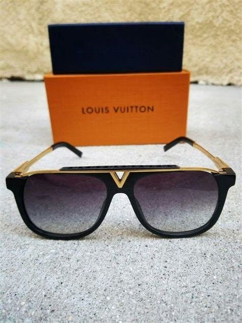 z0936w louis vuitton price